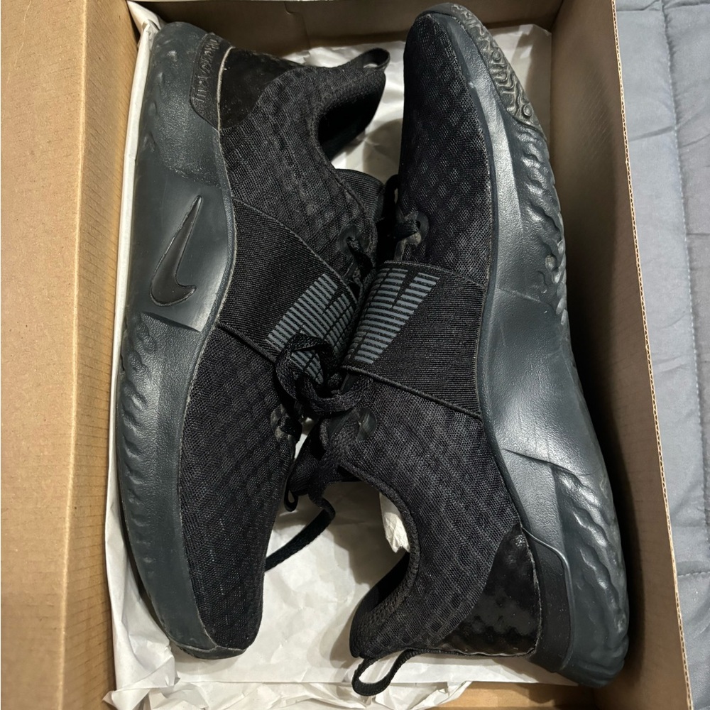 Nike women’s size 9